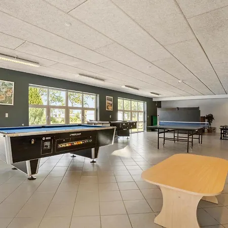 Four-bedroom In Prázdninový dům Tarm