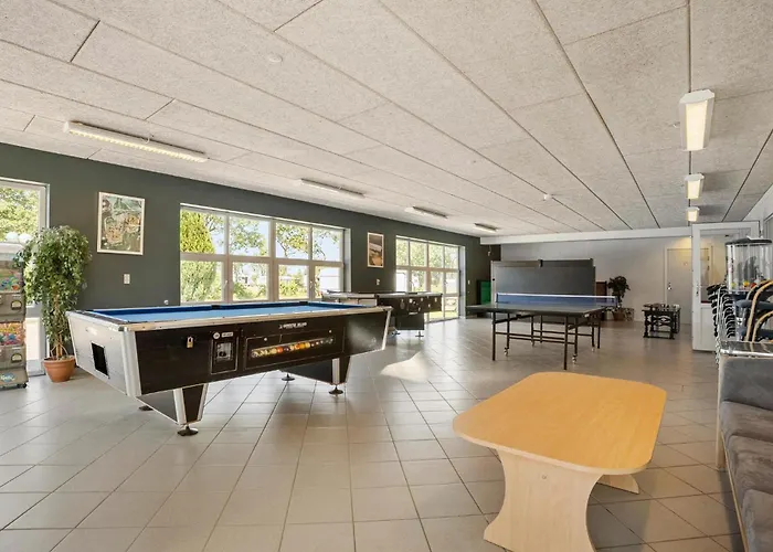 Four-bedroom In Prázdninový dům Tarm